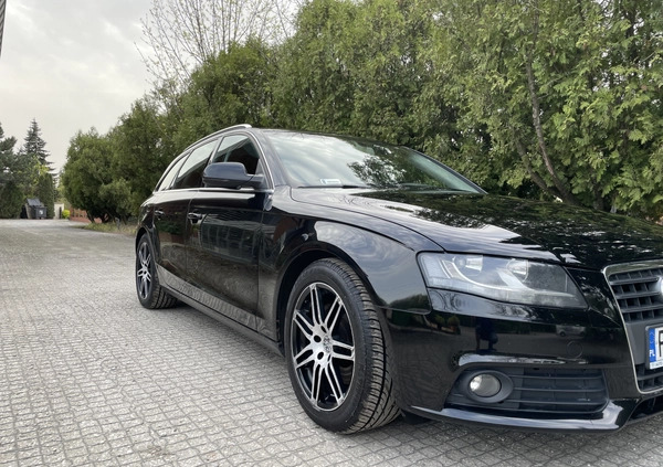 Audi A4 cena 33900 przebieg: 255366, rok produkcji 2010 z Poznań małe 22